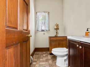 26 Oakland St, Newburyport MA 01950