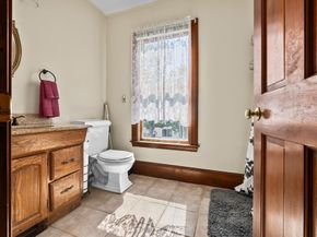 26 Oakland St, Newburyport MA 01950