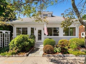 37 Livingstone Ave.