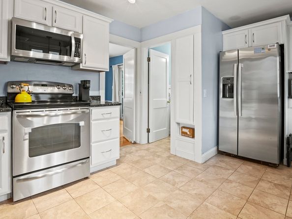 23 Bower Rd, Braintree MA 02184