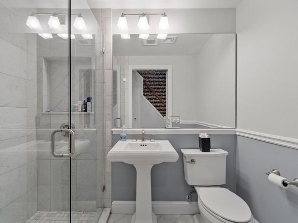 178 Commonwealth PH, Boston MA 02116