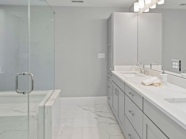 96 East Side Parkway 96, Newton MA 02458