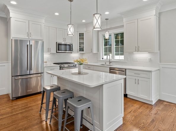 96 East Side Parkway 96, Newton MA 02458