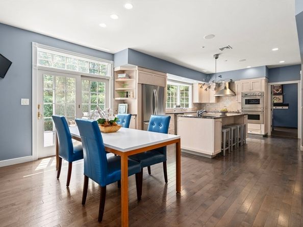 296 Bridle Trail Rd, Needham MA 02492