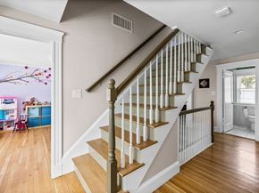17 Woburn St, Medford MA 02155