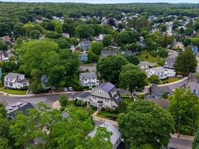 17 Woburn St, Medford MA 02155