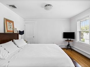 17 Woburn St, Medford MA 02155