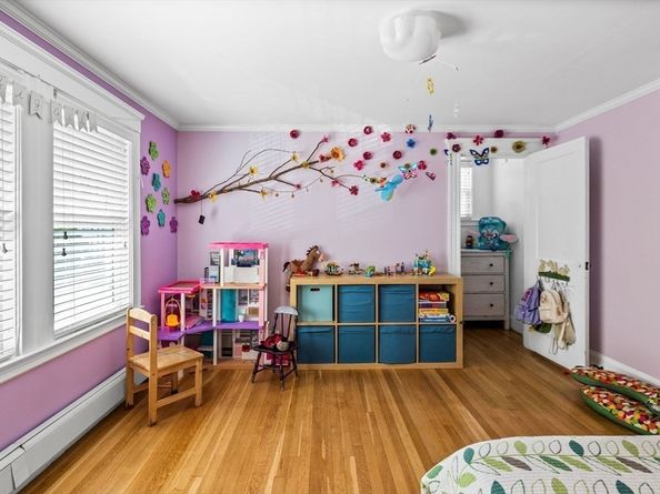 17 Woburn St, Medford MA 02155