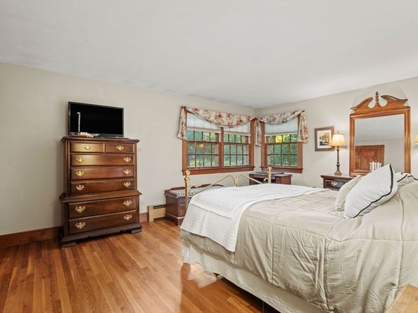 43 Prospect, West Newbury MA 01985