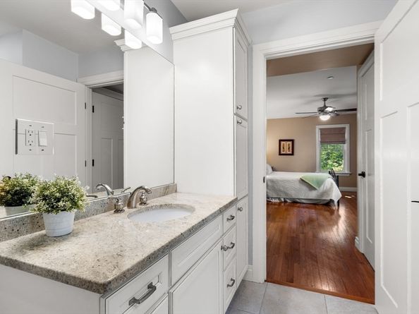 36 Central Ave 3, Milton MA 02186