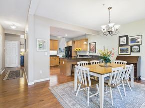 40 Sanctuary Ln 40, Hopkinton MA 01748