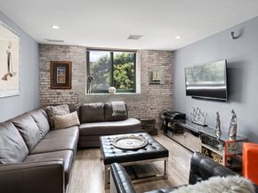 42 8th 2306, Boston MA 02129