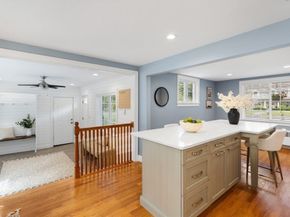 73 Locksley Rd, Lynnfield MA 01940