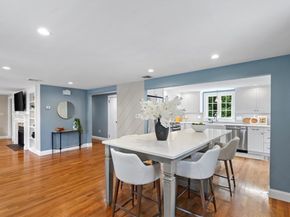 73 Locksley Rd, Lynnfield MA 01940