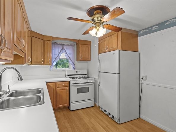 135 Fort Ave, Salem MA 01970
