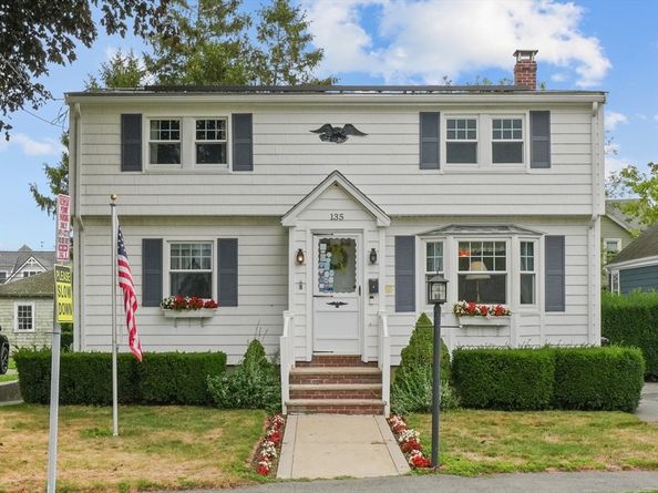 135 Fort Ave, Salem MA 01970