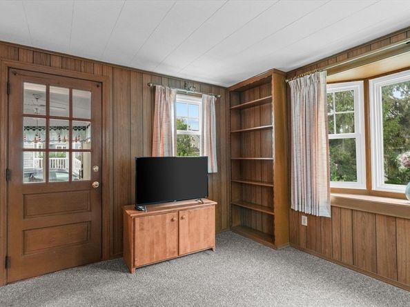 135 Fort Ave, Salem MA 01970