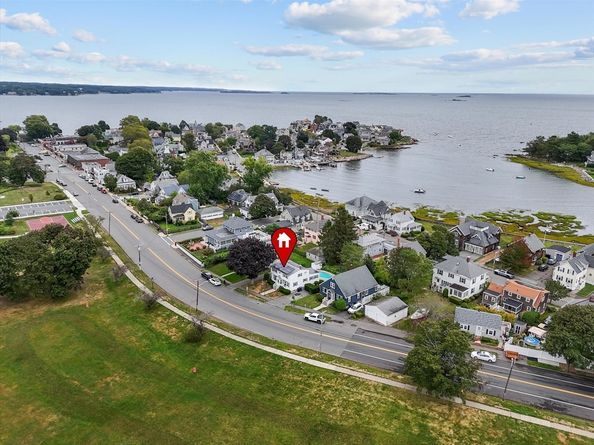 135 Fort Ave, Salem MA 01970