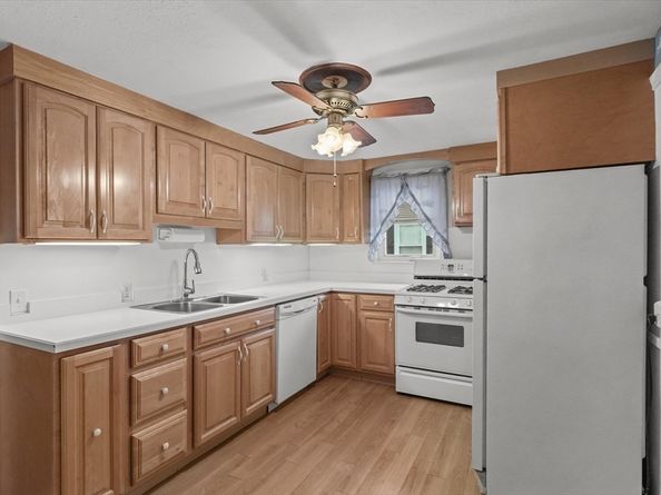 135 Fort Ave, Salem MA 01970