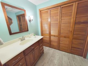 52 Mayfair Dr, Boxborough MA 01719