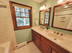 52 Mayfair Dr, Boxborough MA 01719