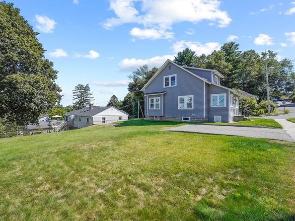 69 Dustin Street, Worcester MA 01604