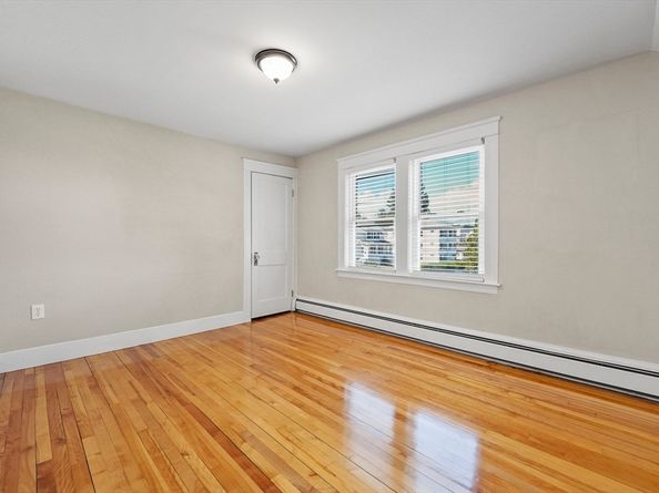69 Dustin Street, Worcester MA 01604