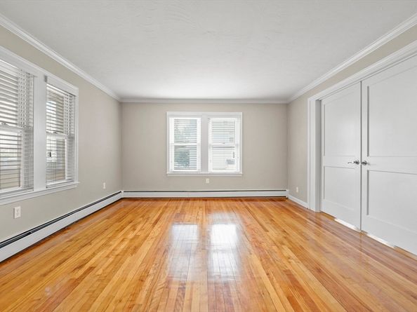 69 Dustin Street, Worcester MA 01604