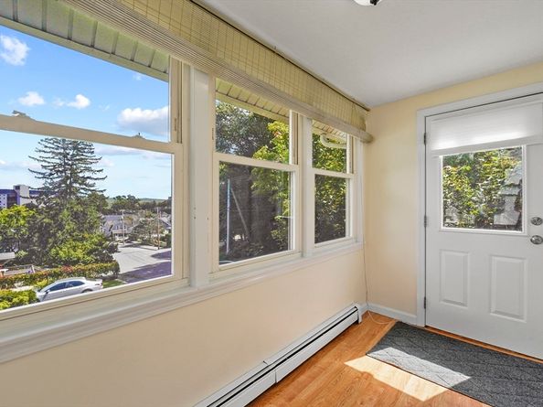 69 Dustin Street, Worcester MA 01604