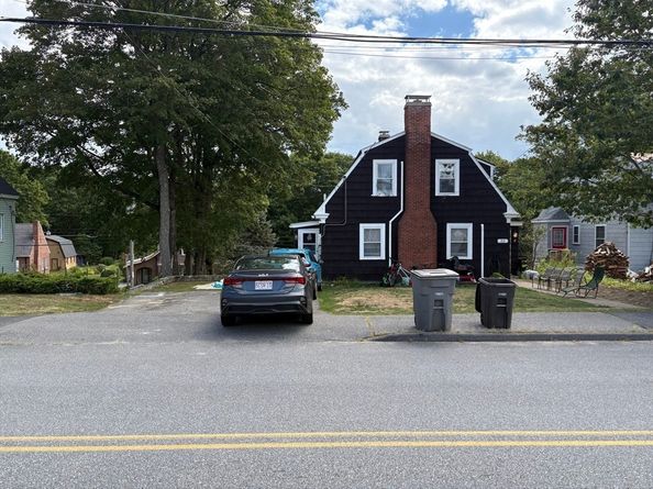 213 Woodland Ave, Gardner MA 01440