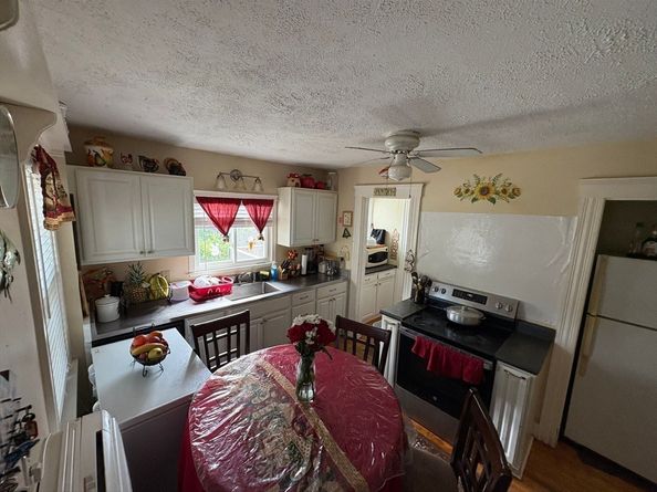 213 Woodland Ave, Gardner MA 01440