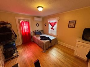 213 Woodland Ave, Gardner MA 01440