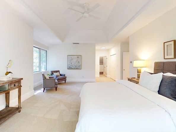 232 Allandale Rd 2D, Boston MA 02467