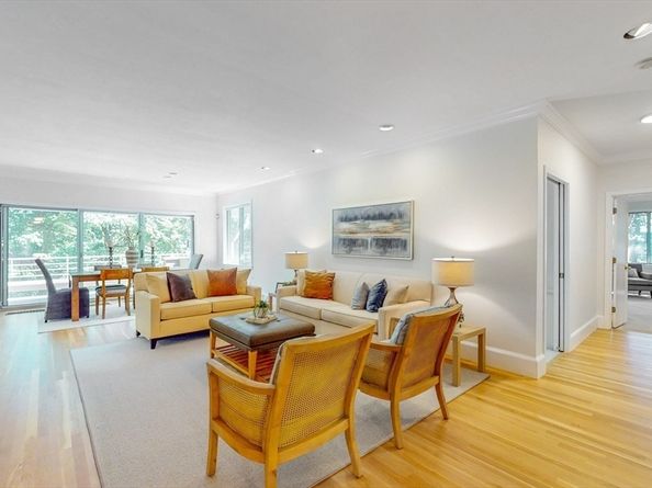 232 Allandale Rd 2D, Boston MA 02467