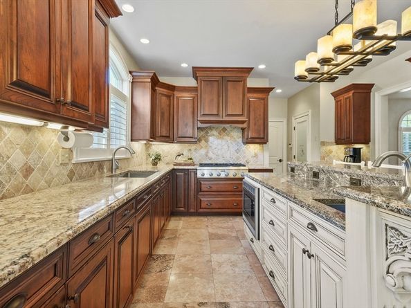 112 Mill St, Middleton MA 01949
