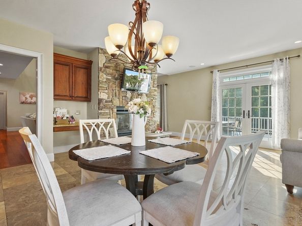 112 Mill St, Middleton MA 01949