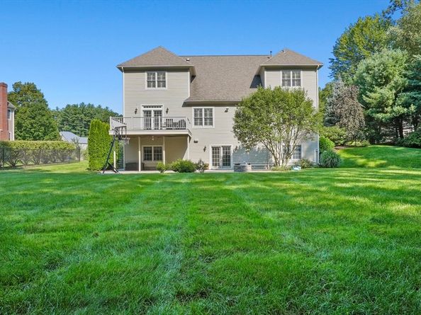 112 Mill St, Middleton MA 01949
