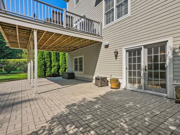 112 Mill St, Middleton MA 01949