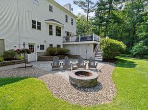 102 Saddleworth Way, Middleboro MA 02346