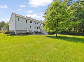102 Saddleworth Way, Middleboro MA 02346