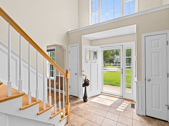 102 Saddleworth Way, Middleboro MA 02346