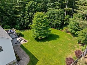 102 Saddleworth Way, Middleboro MA 02346