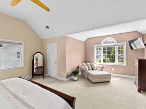 102 Saddleworth Way, Middleboro MA 02346
