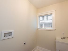 5 Woodside Street 51, Salem MA 01970