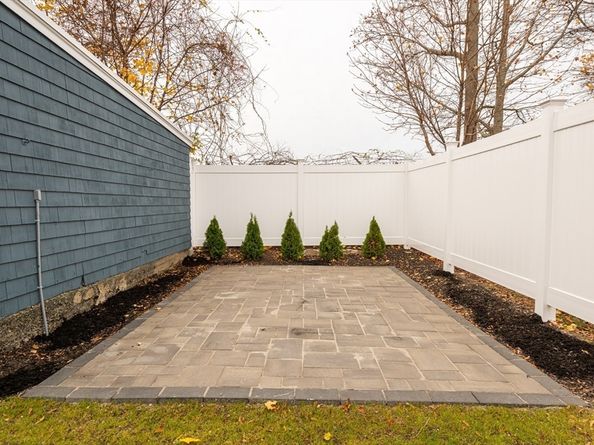 5 Woodside Street 51, Salem MA 01970