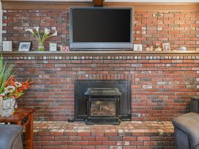 1084 Main St, Leominster MA 01453