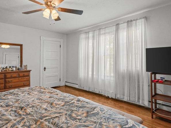 1084 Main St, Leominster MA 01453