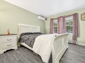15 Jackson Rd, Webster MA 01570