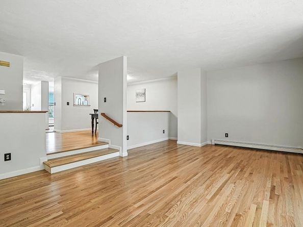6 Fieldstone St 6, Upton MA 01568