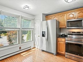 6 Fieldstone St 6, Upton MA 01568